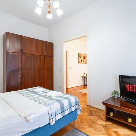 Beautiful Spacious Three-Room Suite Close To Buda Castle Budapest Eksteriør billede