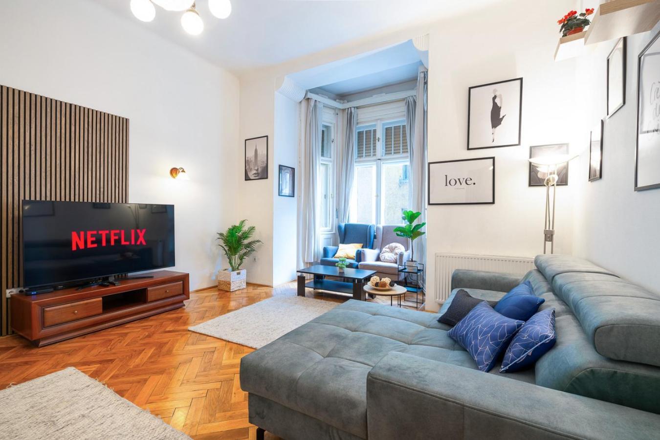 Beautiful Spacious Three-Room Suite Close To Buda Castle Budapest Eksteriør billede
