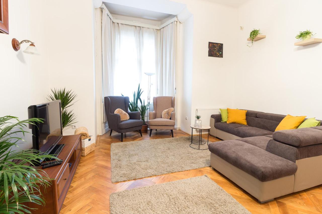 Beautiful Spacious Three-Room Suite Close To Buda Castle Budapest Eksteriør billede