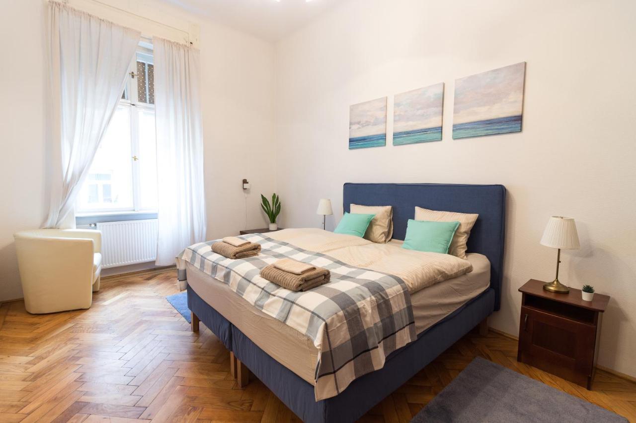 Beautiful Spacious Three-Room Suite Close To Buda Castle Budapest Eksteriør billede
