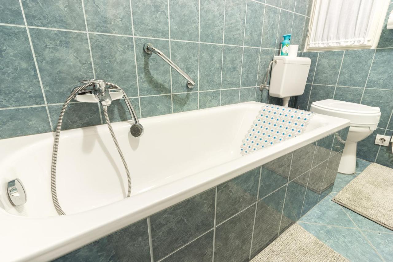 Beautiful Spacious Three-Room Suite Close To Buda Castle Budapest Eksteriør billede